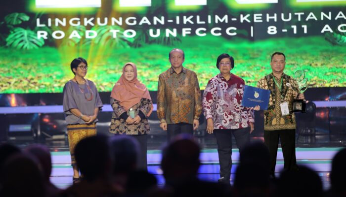 Terlibat Aktif Adaptasi & Mitigasi Perubahan Iklim, Binaan IKPP Tangerang Raih Trophy ProKlim Utama