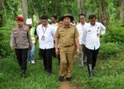 Pj Gubernur Banten Al Muktabar Tinjau Lokasi Rencana Pembangunan TPSA Regional di Kabupaten Lebak