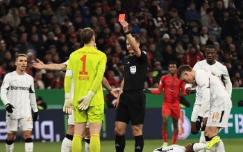 Neuer Menyesal Dapat Kartu Merah, Bayern Tersingkir dari DFB Pokal