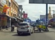 Pengemudi Mobil Viral yang Tabrak Lari di Jalan Cokroaminoto Akhirnya Minta Damai