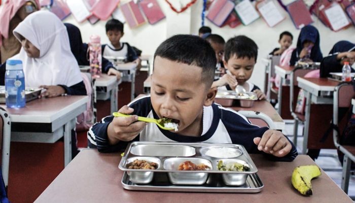 Dampak Program MBG, Pedagang Kantin Sekolah Ngeluh Omzet Menurun