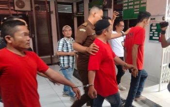 Usai Sidang, Kurir Sabu Teriak Tangkap Nunung