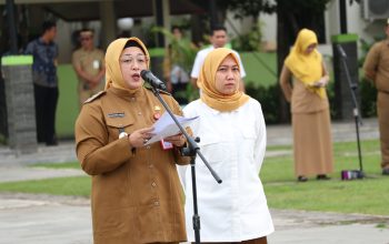 Wakil Bupati Tangerang Hj Intan Nurul Hikmah Pimpin Apel Perdana