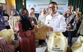 Gubernur Banten Andra Soni Minta Para Ibu Berikan Pengasuhan Anak dengan Baik