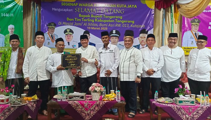 Tarling di Pasar Kemis, Bupati Ajak Warga Makmurkan Mesjid