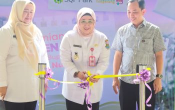 Intan Resmikan Garden Library di Scientia Square Park